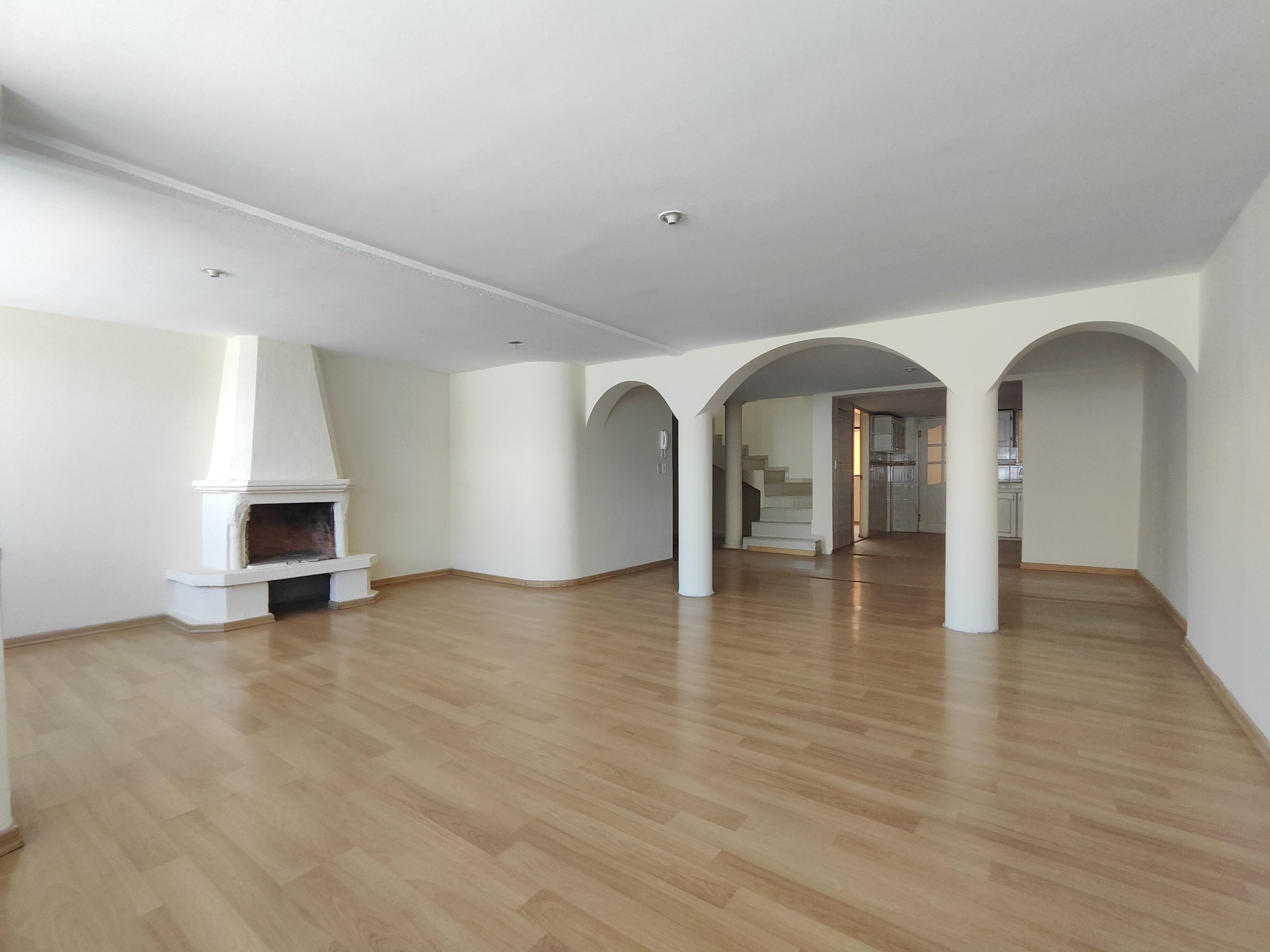Venta Departamento  Dúplex en el Comite del Pueblo