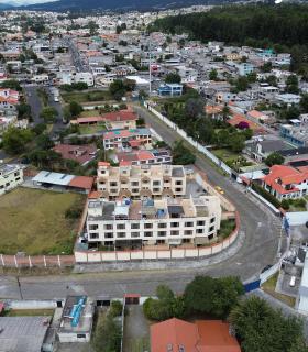 Casa en Venta en la Armenia, Conocoto
